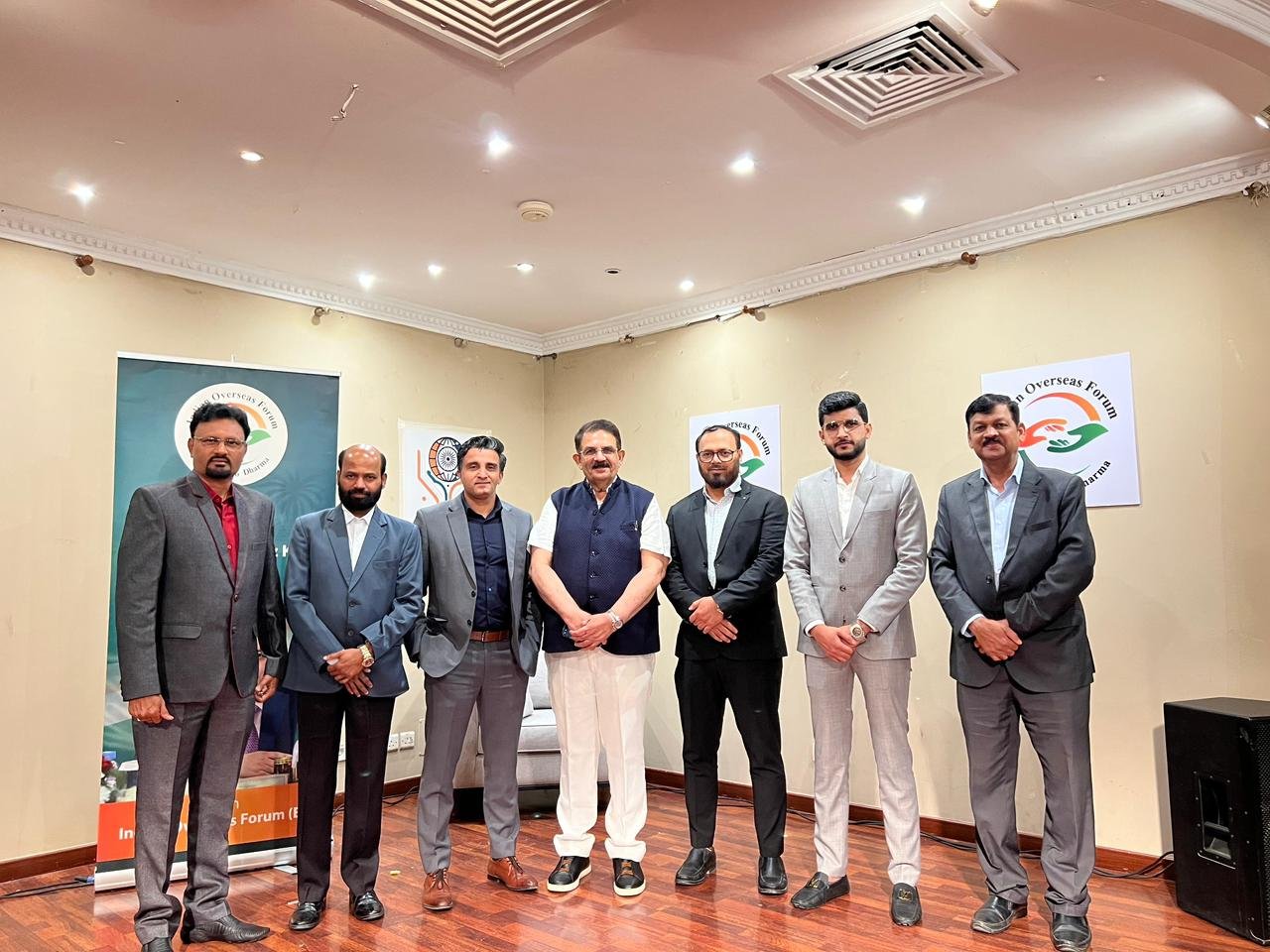 ಸೌದಿ ಅರೇಬಿಯಾ | ಭಾರತೀಯರು ಎದುರಿಸುತ್ತಿರುವ ಸಮಸ್ಯೆಗಳ ಕುರಿತು ರಾಯಭಾರಿ ಡಾ. ಸುಹೇಲ್ ಐಜಾಝ್ ಖಾನ್ ಅವರೊಂದಿಗೆ ಝಕರಿಯಾ ಜೋಕಟ್ಟೆ ಸಭೆ